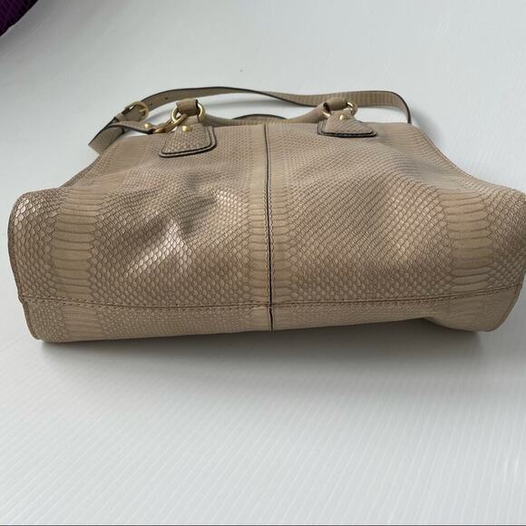 Talbots leather satchel purse magnetic closure w/ embossed snakeskin pattern - Picture 8 of 15